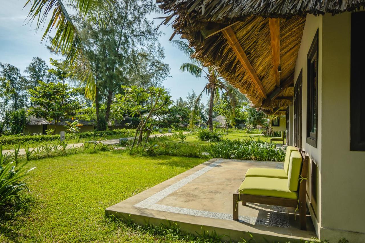 Crown Retreat Quy Nhon Resort Buitenkant foto