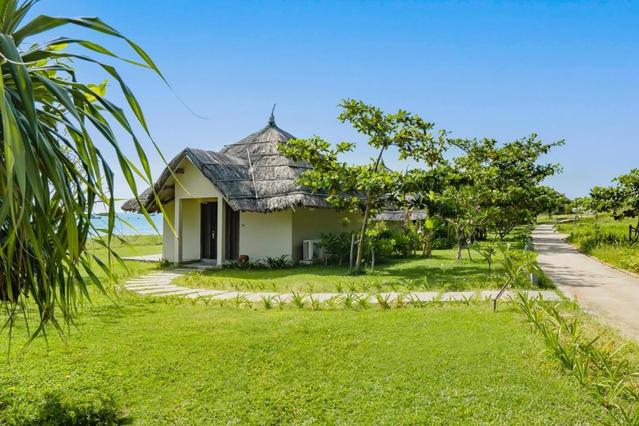 Crown Retreat Quy Nhon Resort Buitenkant foto