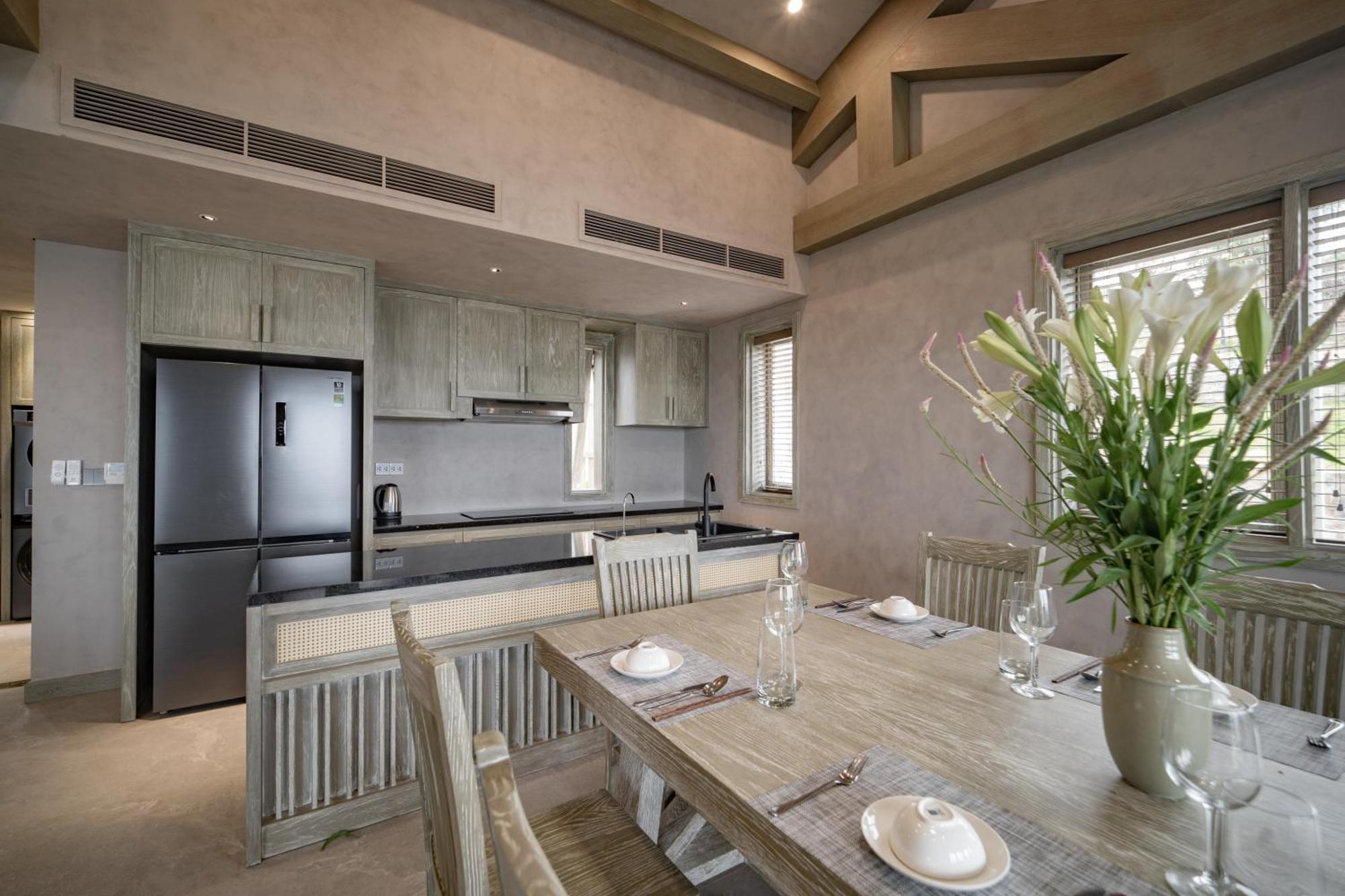 Crown Retreat Quy Nhon Resort Buitenkant foto